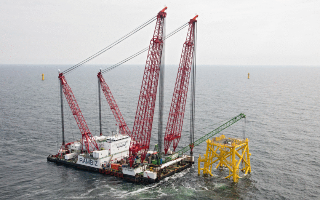 300 ton crawler crane on board Rambiz